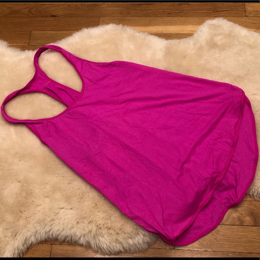 Lululemon top